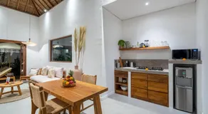 Villa Lounes 1 - Luxury 1BR Villa Walking Distance to the Beach - Image 2