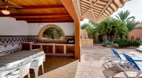 Charming Villa in Torrevieja with Private Pool - Image 4
