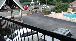 Knights Inn Cleveland GA - Image 5