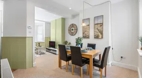 Spacious 2-Bed Eastbourne Retreat - Image 5