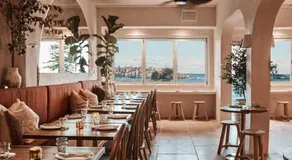 Majestic Beachfront - Image 4