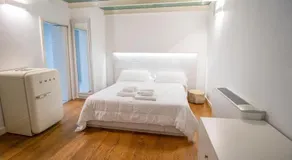 Sui Tetti Luxury Rooms - Image 2