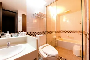 Hotel Brisbane - Image 2