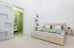 Walking Street 2 bedroom Exclusive Home - Image 1