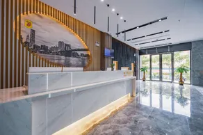 Super 8 Selected Hotel Sanya Bay Coconut Dream Corridor - Image 2