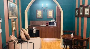 Porta Palace Apartments - Image 4