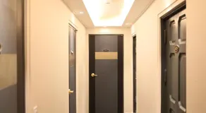 Charm Hotel - Image 4