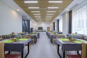 Xili Hotel - Image 2