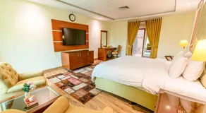 Hotel One Faisalabad - Image 2