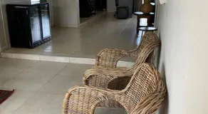 African Kingdom Guest House - Image 5