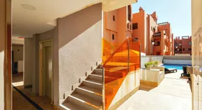 Modern Beach & Spa - Image 4