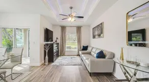 Modern Retreat, 3Bedroom King bed + Master Bath near ocean, 6 guests  - Image 2
