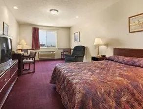 DeSoto Inn & Suites - Missouri Valley, I-29, Exit - 75 - Image 5