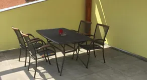 Villa Marcus - rodinný relax 200 m od Penzionu Kometa, u jezera s grilem a sdílenou kuchyní - Image 4