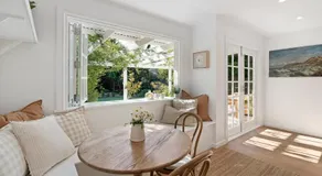 Fishermans Cottage a cosy circa 1945 cottage by the sea - Image 2