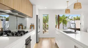 Coastal Home in Mooloolaba - Image 5