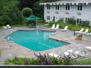 Paradise Inn - Image 4