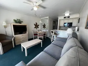 Victorian Condo #9227 - Image 2
