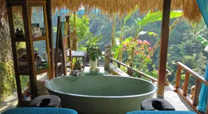 Villa Kalisat Resort - Image 2
