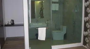 Marvelot Hotel - Image 2