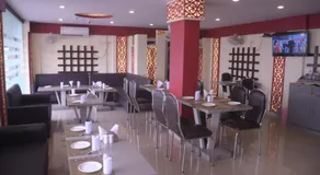 Golden Heaven Hotel - Image 2