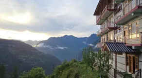LakeDaze Cafe & Stay Shangarh - Image 3