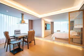 Nalati Hotel - Image 2