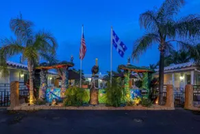 Green Seas Motel - Image 5