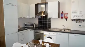 Castlemartyr Holiday Mews 3 bed by Trident Holiday Homes - Image 2