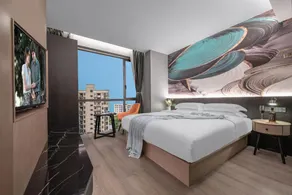 Kelly Smart Cinema Hotel - Image 2