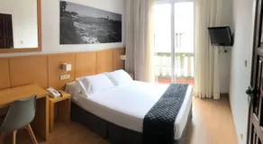 Hotel del Mar Vigo - Image 2
