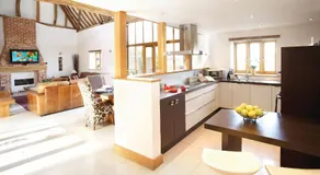 Thatch Barn - Image 4