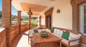 Villa La Gaviota - Piscina, jardín y barbacoa junto Ruta del Gollizno - Image 3