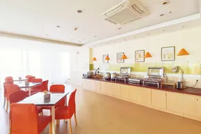 Home Inn Neo Shenzhen Buji Metro Station - Image 5
