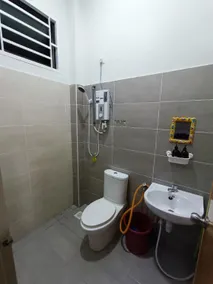 LOMPOI HOMESTAY Islam Guest - Image 5