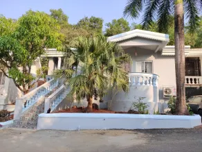 Case Da Floresta 3-Lux Jacuzzi #Pool #WiFi #BBQ - Image 2