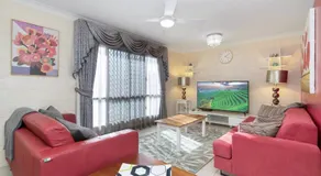 Entire Family Home with private pool - Image 2