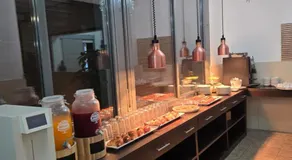 Modena Hotel - Image 3