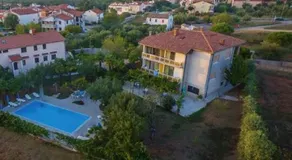 Pansion Margerita - Image 4