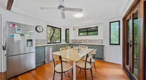 Billa Blue Beach House - Image 4
