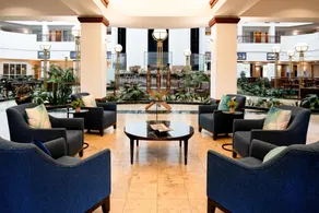 Embassy Suites by Hilton Portland Airport - Image 4