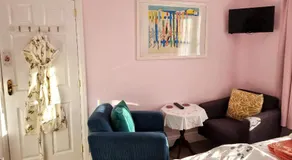 The Witterings Bed and Breakfast - Image 5