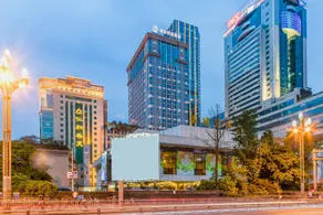 Rezen Minyoun Lai Hotel Chunxi Taiguli Chengdu - Image 2
