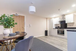 2 bedroom flat by Eccles Station with communal rooftop garden - Image 3