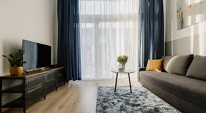 Sleep and Fly with parking, lotnisko, self check in 24-7 - Wrocław - Fair Rentals - Image 2