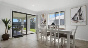 Whistling Way Wonderscape - Modern 4 Bed 2 Bath - Image 3
