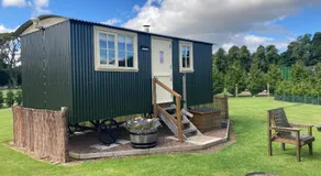 Luxury Shepherd's Hut (The Hawthorn) i Templehall - Image 5