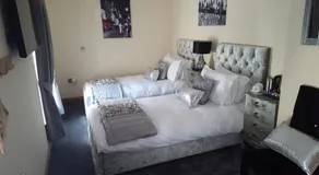 Star Inn Rooms - Image 4