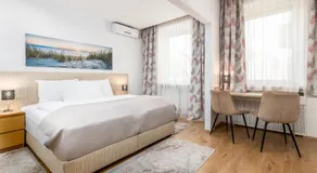 Hotel Zentral - Image 2