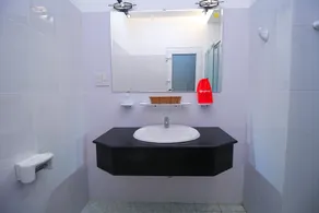 RedDoorz Plus @ Tran Phu - Image 2